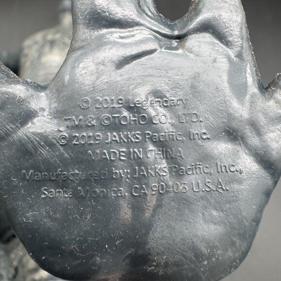 Godzilla Jumbo 24" Long 12" Tall Legendary 2019 Poseable Toho Jakks Pacific - Picture 5 of 7